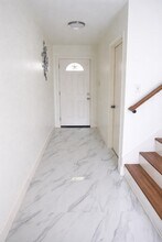 12255 W Village Dr in Houston, TX - Building Photo - Building Photo