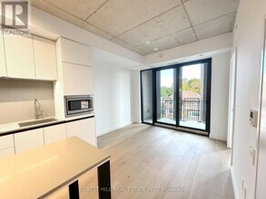 1720 Bayview Ave in Toronto, ON - Building Photo - Building Photo