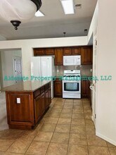 8302 Calle Ensueno NW in Albuquerque, NM - Building Photo - Building Photo