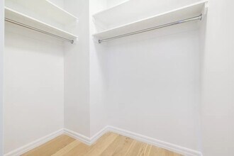 33 Rector St in New York, NY - Building Photo - Building Photo