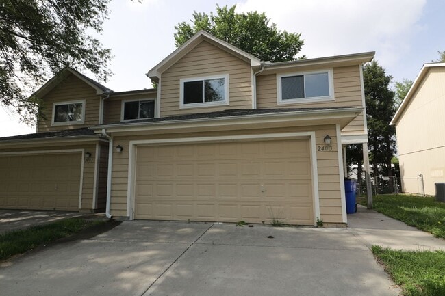 property at 2401-2403 Deerfield Blvd