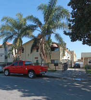 232 W Tujunga Ave Apartments