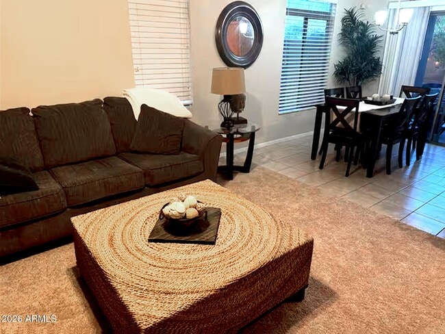 17365 N Cave Creek Rd in Phoenix, AZ - Building Photo - Building Photo