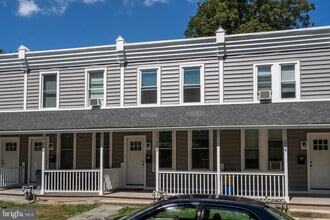 258-268 N Aberdeen Ave in Wayne, PA - Building Photo - Building Photo