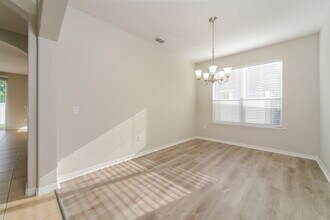 2041 The Oaks Blvd in Kissimmee, FL - Building Photo - Building Photo