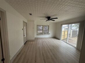 1747 5th St in Rosenberg, TX - Building Photo - Building Photo