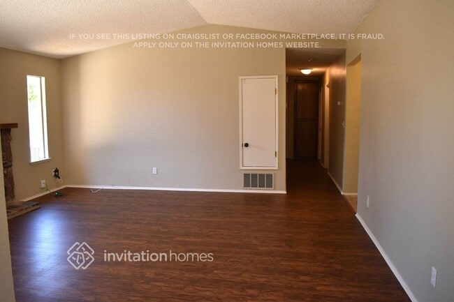 14 La Jacque Ct in Sacramento, CA - Building Photo - Building Photo