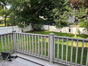 10 N Oak St in Spring Valley, NY - Building Photo - Building Photo
