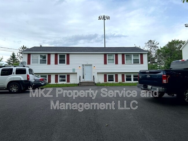 property at 51 Glenwood Dr