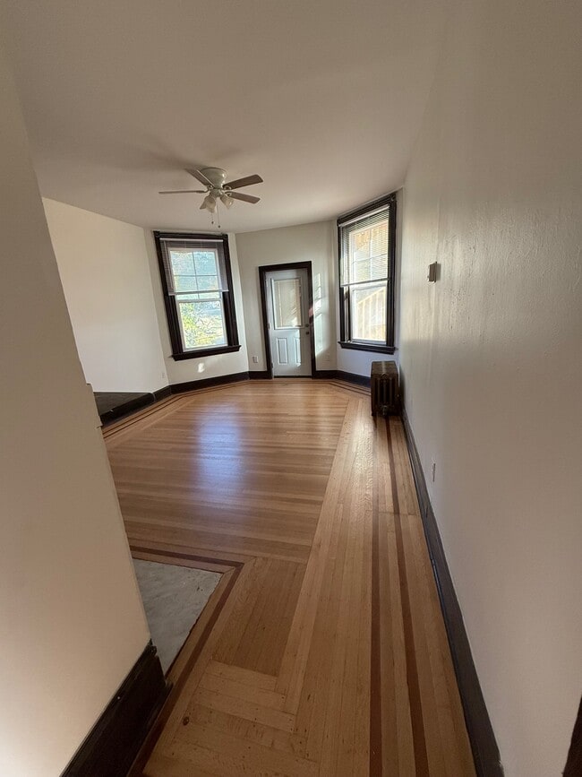 433 Herschel St, Unit Floor 2 in Pittsburgh, PA - Foto de edificio - Building Photo