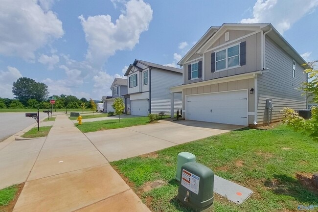 6405 Upchurch Dr in Huntsville, AL - Building Photo - Building Photo