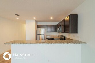 8257 Rigel Rd in Jacksonville, FL - Foto de edificio - Building Photo