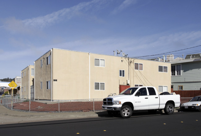 505 A St in Daly City, CA - Building Photo - Building Photo