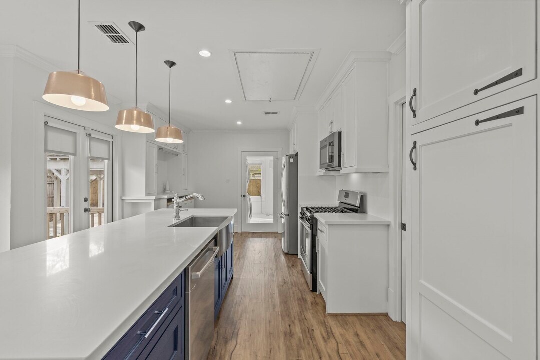 724 E 21st St in Houston, TX - Building Photo