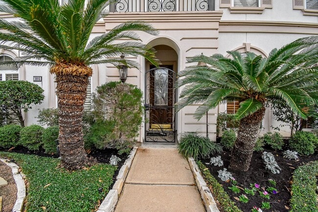 3015 Bonnebridge Way Blvd