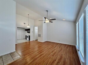 719 Hillcrest Ct in Cedar Hill, TX - Building Photo - Building Photo