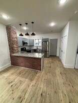 94 River St in Carbondale, PA - Building Photo