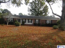 864 Thunderbird Dr in Florence, SC - Building Photo