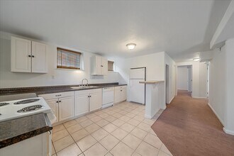 1567 Meade St, Unit Basement Unit in Denver, CO - Building Photo - Building Photo