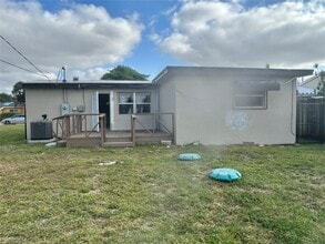 2846 Fletcher St in Hollywood, FL - Building Photo - Building Photo