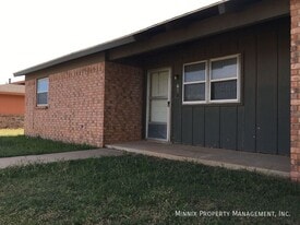 624 S Crosby St in Crosbyton, TX - Building Photo