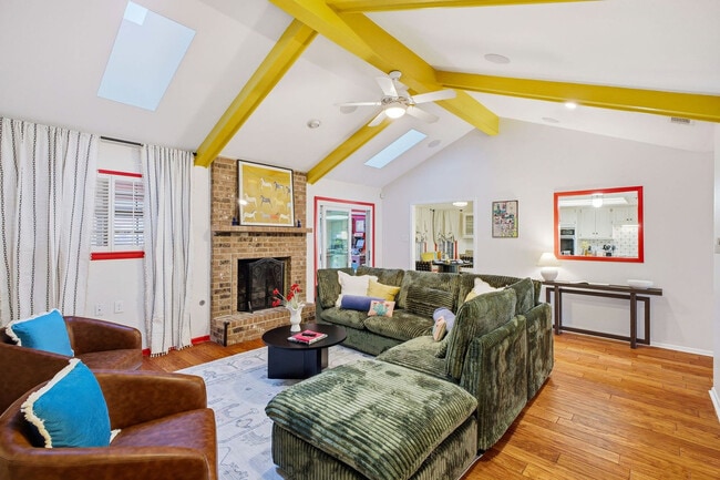 310 Twisted Wood Dr in San Antonio, TX - Building Photo - Building Photo