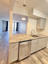 4639 Wild Indigo St, Unit 472 in Houston, TX - Building Photo - Building Photo