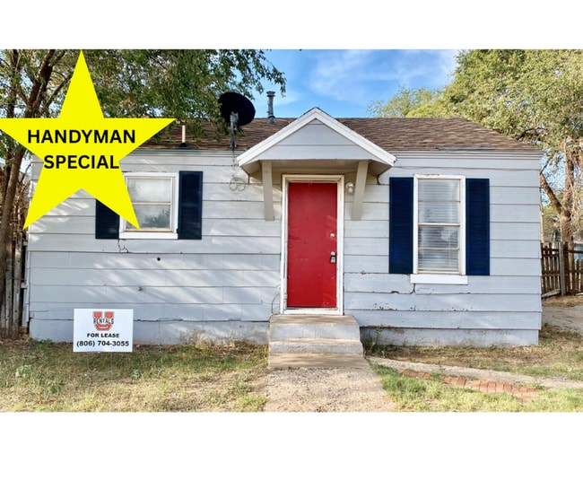 property at 216 E 36th St