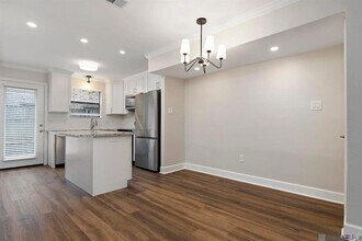 9506 Jefferson Hwy in Baton Rouge, LA - Foto de edificio - Building Photo