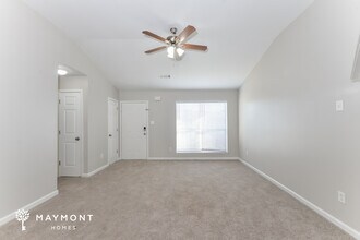 465 Oakland Hills Dr in Oakland, TN - Building Photo - Building Photo