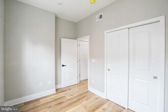 1939 S 18th St in Philadelphia, PA - Building Photo - Building Photo