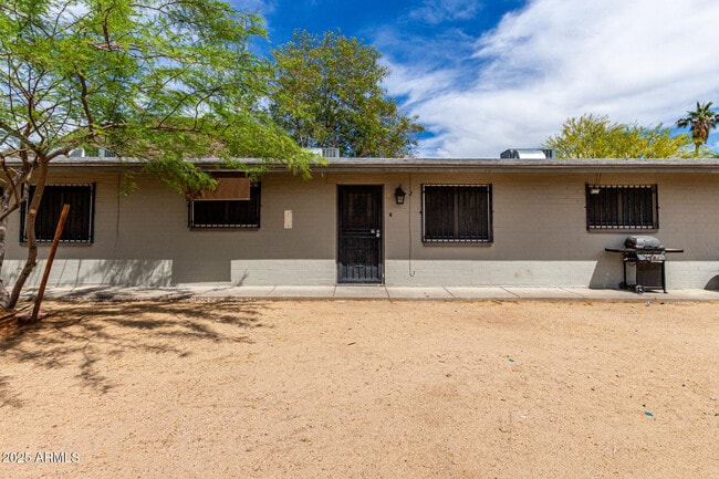 property at 1402 W Becker Ln