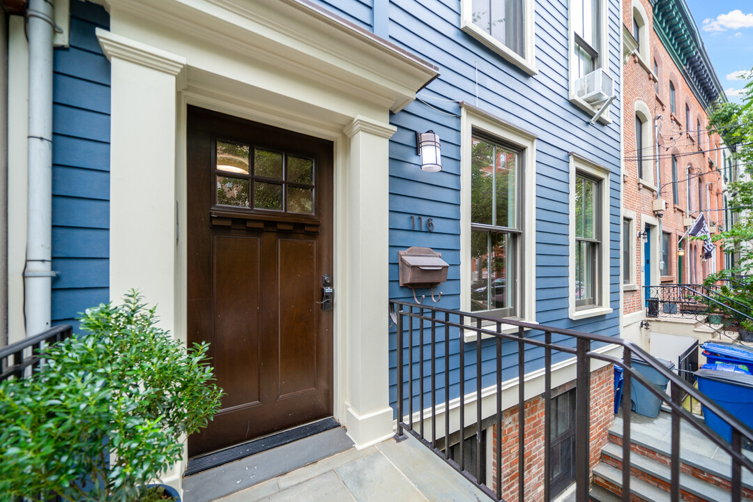 116 Garden St, Unit 2 in Hoboken, NJ - Building Photo