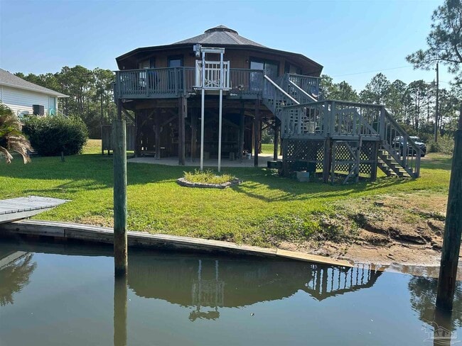 2633 Bayshore Pkwy in Milton, FL - Building Photo - Building Photo