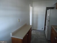 919 Coleridge Rd photo'