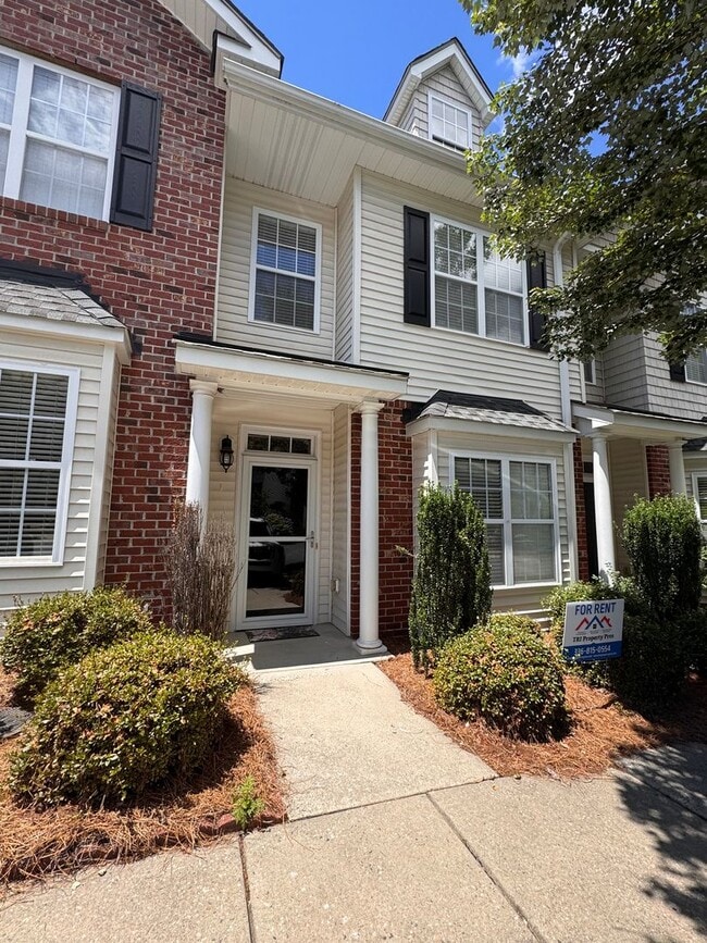 125 Humberside Dr in Kernersville, NC - Building Photo - Building Photo