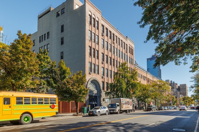 423-443 Atlantic Ave