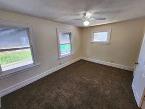 5161 Greenhurst Dr in Maple Heights, OH - Building Photo - Building Photo