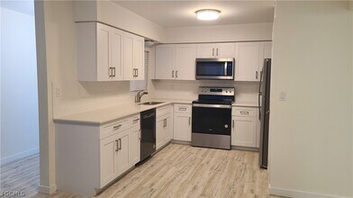 2610 Providence St in Ft. Myers, FL - Building Photo - Building Photo