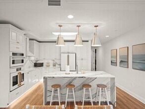 202 Windward Passage in Clearwater, FL - Building Photo - Building Photo