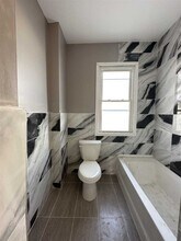 201 Winnikee Ave in Poughkeepsie, NY - Building Photo - Building Photo