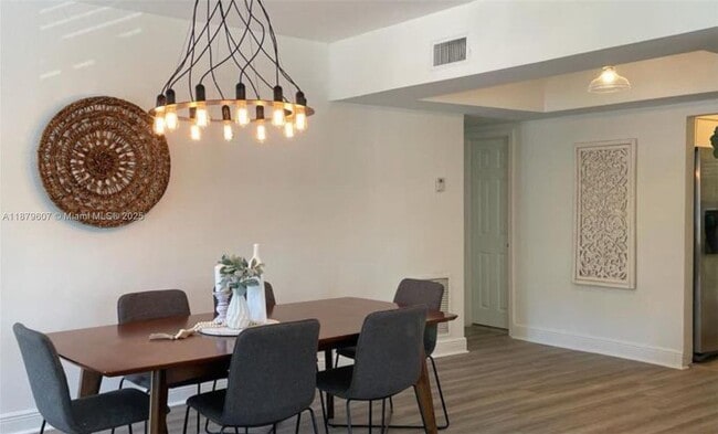 75 S Shore Dr in Miami Beach, FL - Foto de edificio - Building Photo