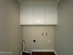 3826 Sterling Pointe Dr in Winterville, NC - Building Photo - Building Photo