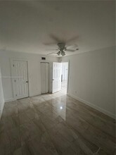 3413 NW 9th Ct in Miami, FL - Building Photo - Building Photo