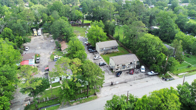 Green River in Houston, TX - Building Photo - Building Photo