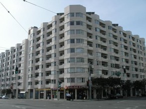 Wolf House III in San Francisco, CA - Building Photo - Building Photo