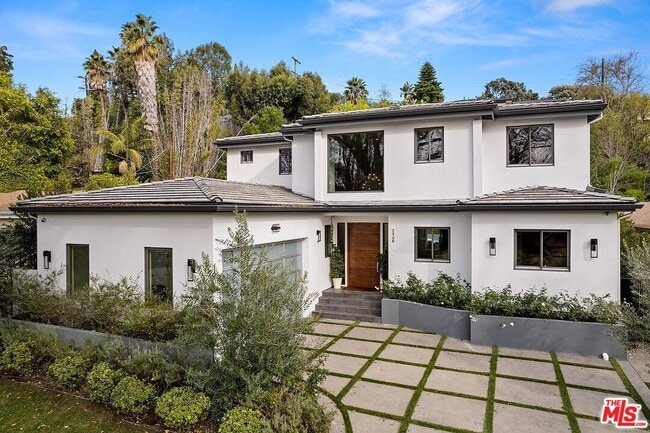 property at 2408 Castle Heights Ave