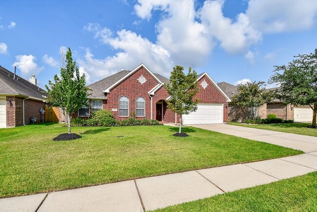 property at 13007 Northwood Glen Ln