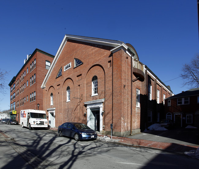 7 Crombie St in Salem, MA - Foto de edificio - Building Photo