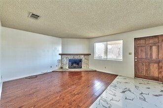 1616 Burningwood Ln in Las Vegas, NV - Building Photo - Building Photo